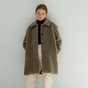 W concept Korean brand Urago Half suede coat, one size